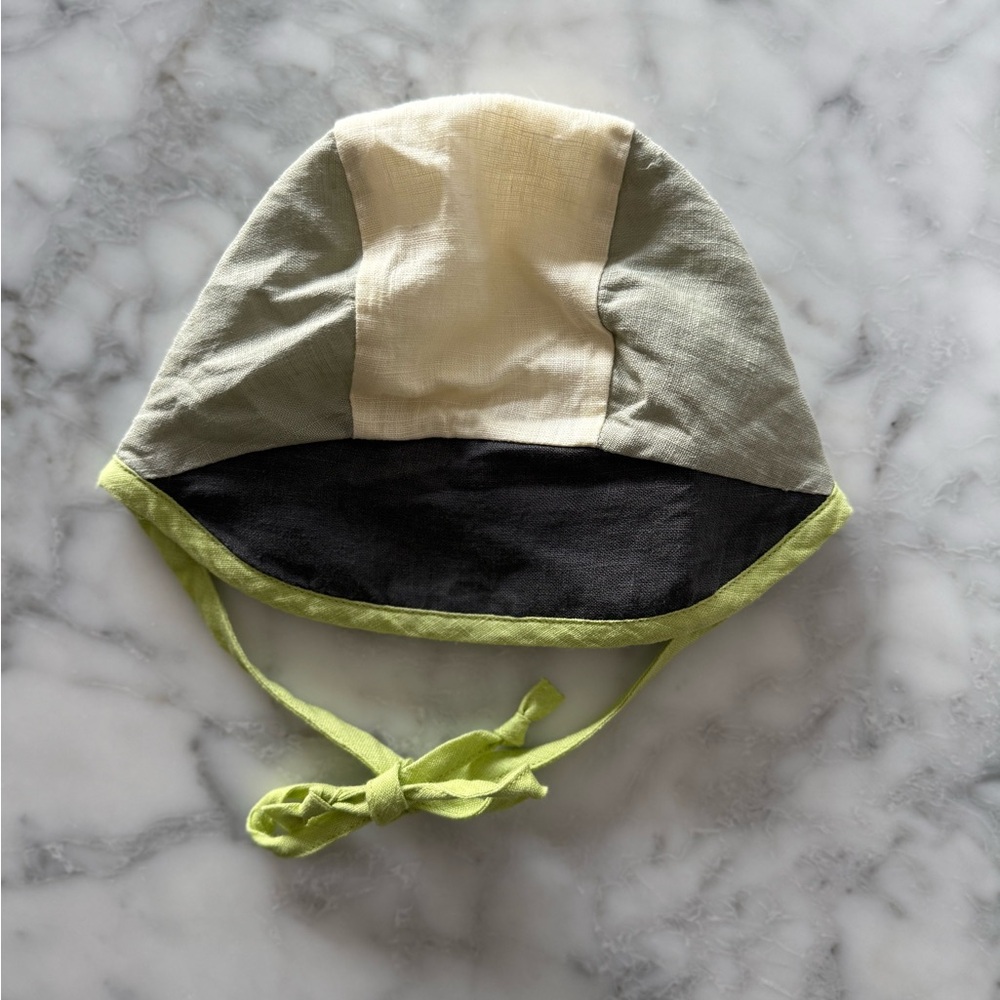 Briar Linen Baby Bonnet